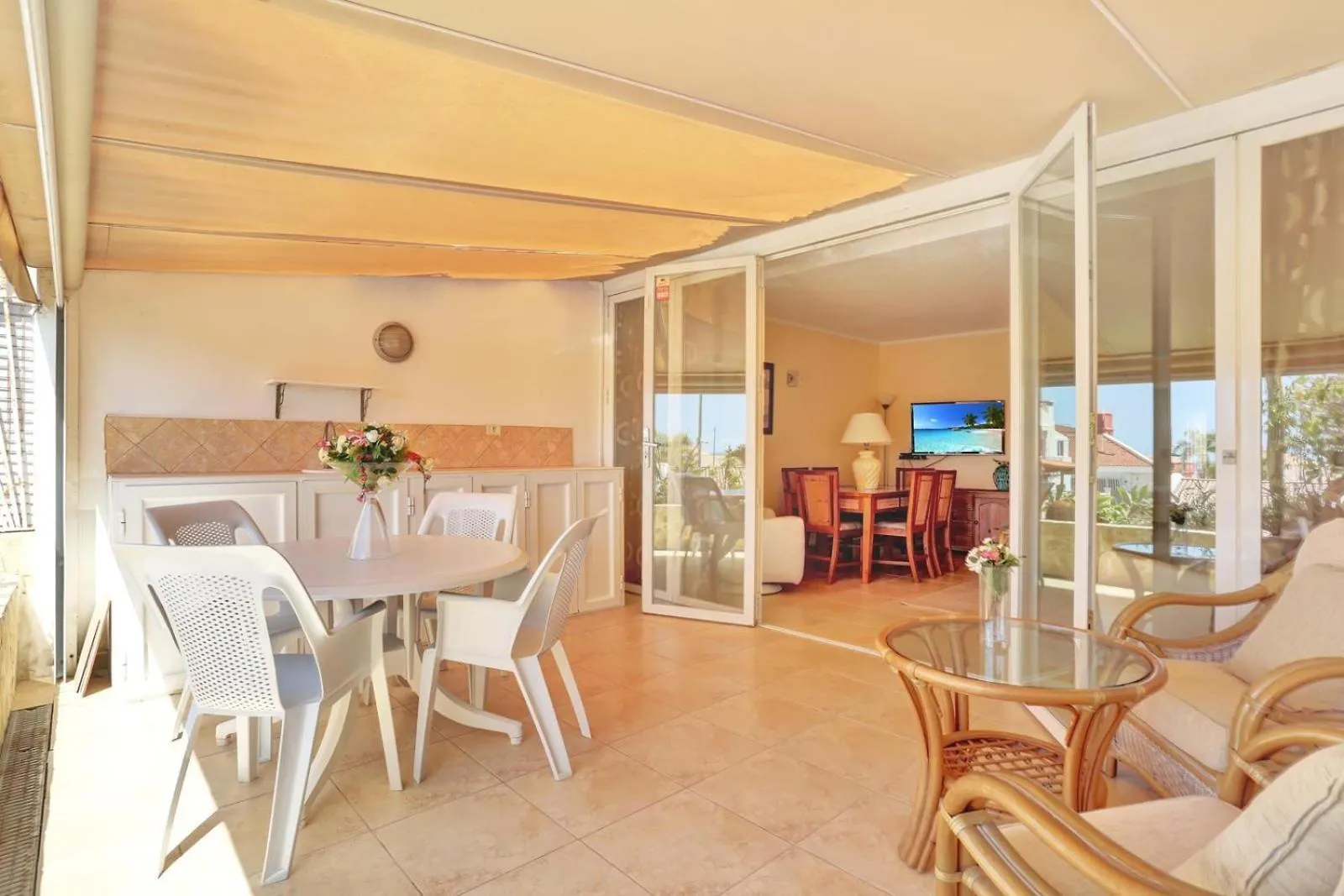 Costa Adeje Las Flores Bungalow 아파트 아데제